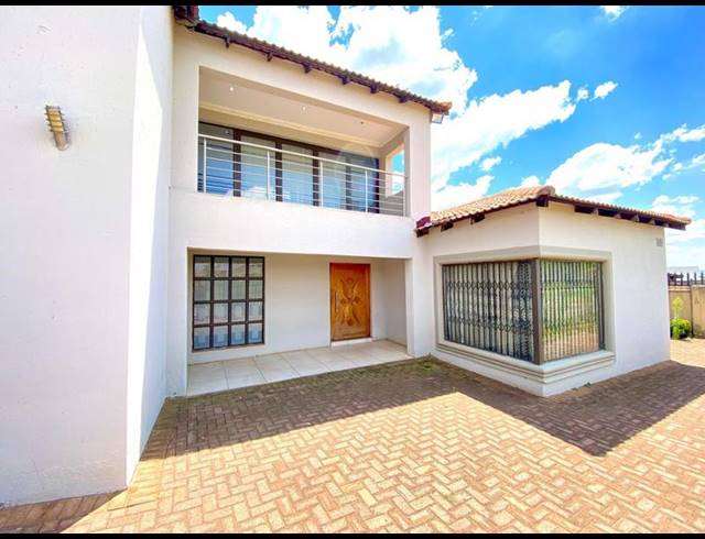6 BEDROOM HOUSE FOR SALE IN MID ENNERDALE
